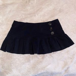 Valia Size M black mini skirt
